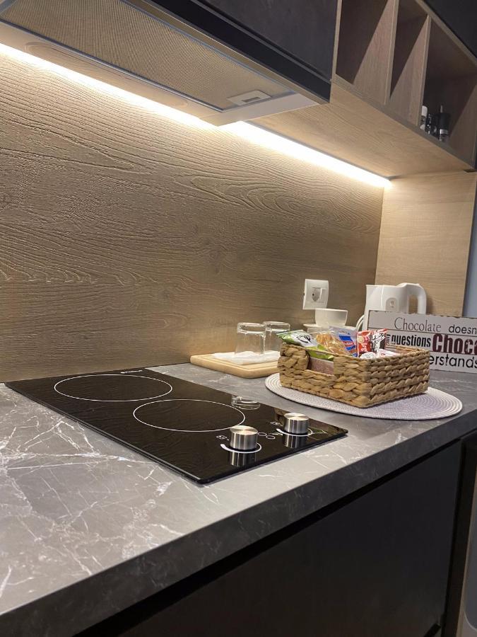 Living Studio Apartments Tiranë Ngoại thất bức ảnh