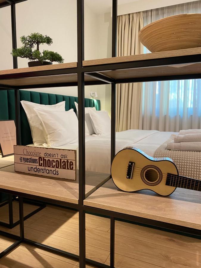Living Studio Apartments Tiranë Ngoại thất bức ảnh