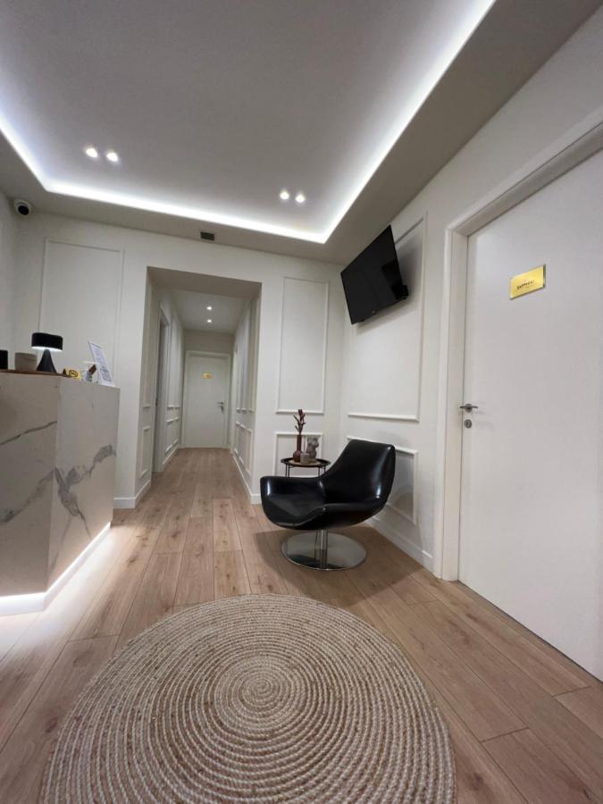 Living Studio Apartments Tiranë Ngoại thất bức ảnh